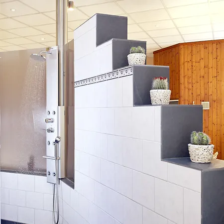 ウィンダム ガーデン デュッセルドルフ ホテル 4*