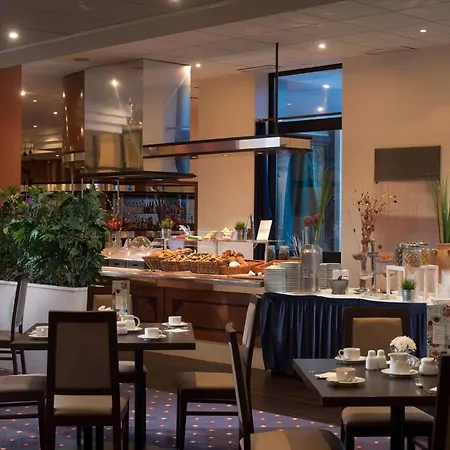 Wyndham Garden Duesseldorf 호텔 메트만