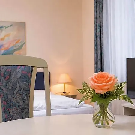 Wyndham Garden Duesseldorf Hotel 4*
