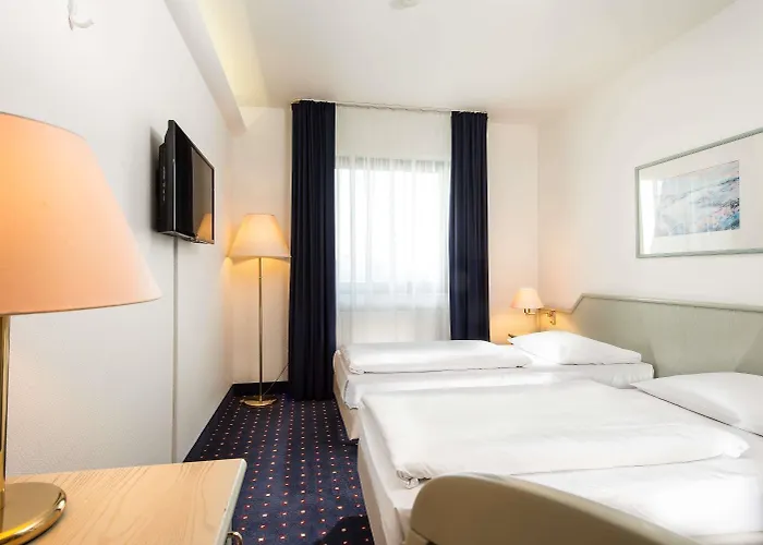 Wyndham Garden Duesseldorf Hotel 4*